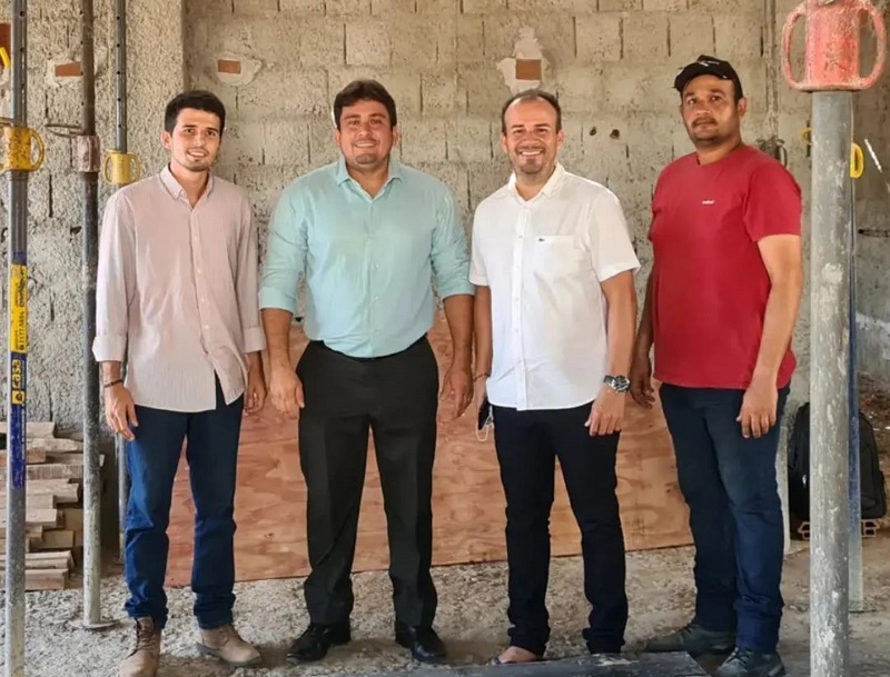 Chefe de gabinete visita obra de construção da Casa de Sousa, em João Pessoa 